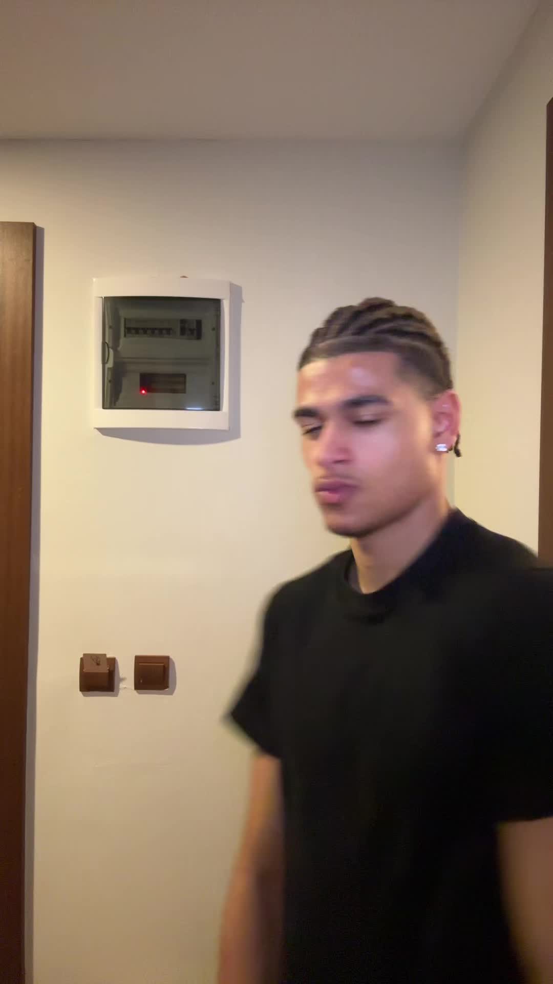 @Jay 🅱️💫