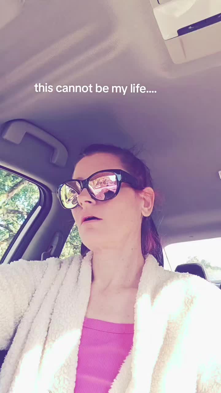 @ChronicallyKrystal💜