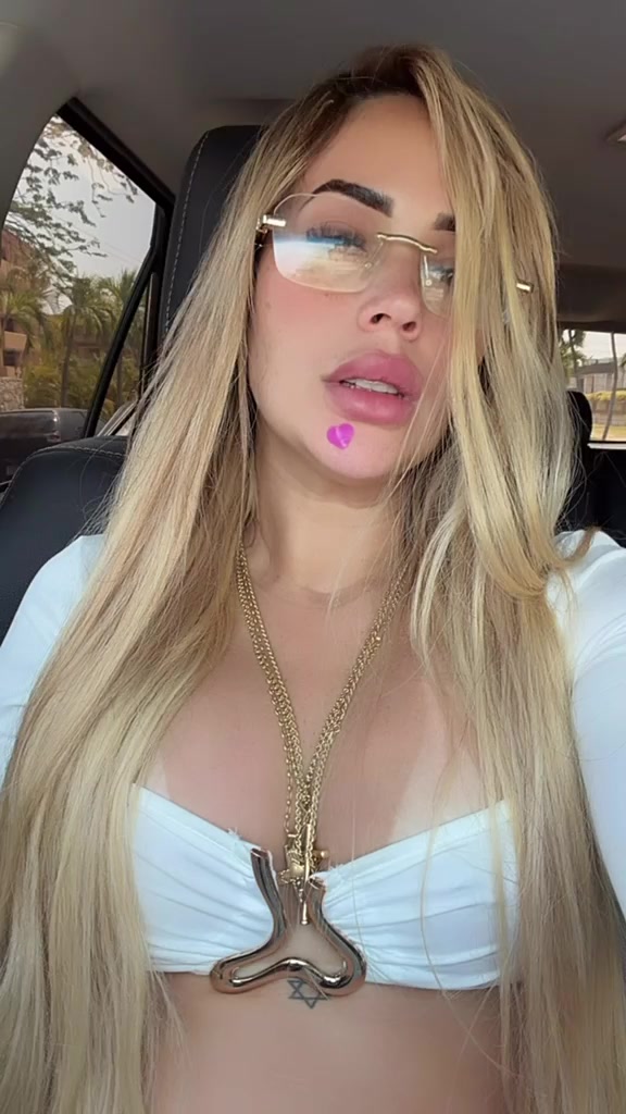 @Karina reis
