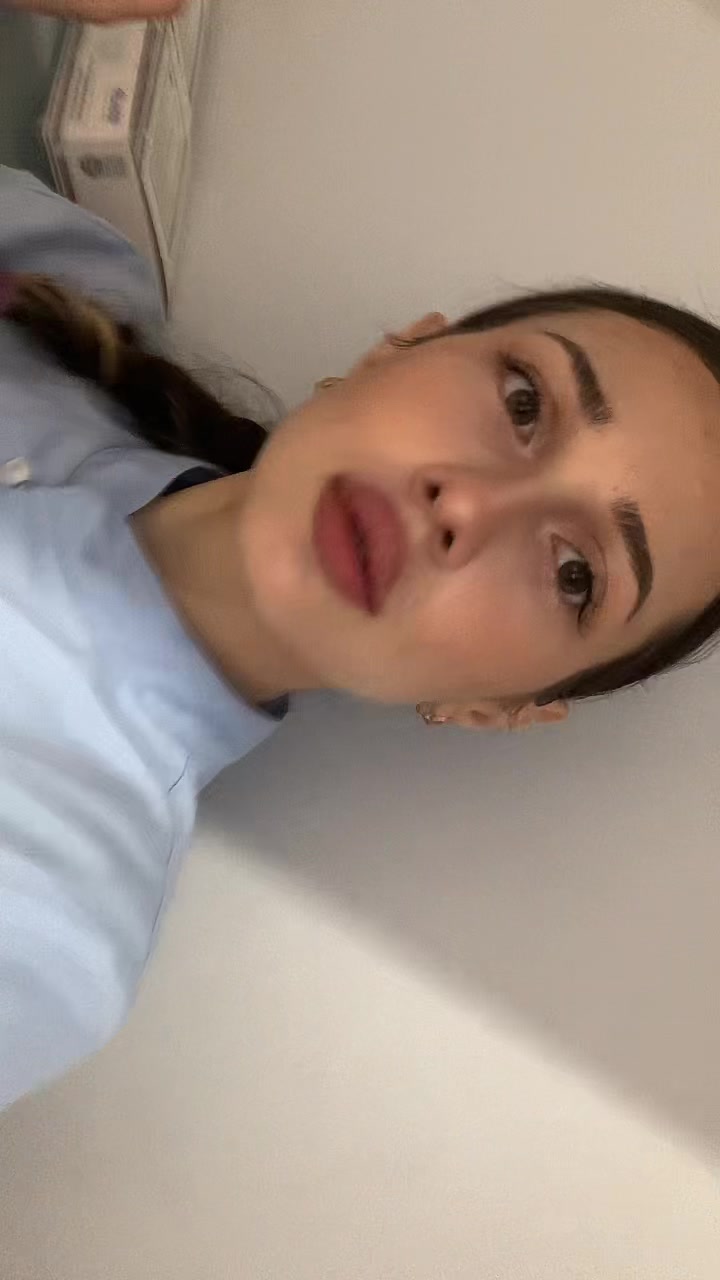 @𝐋