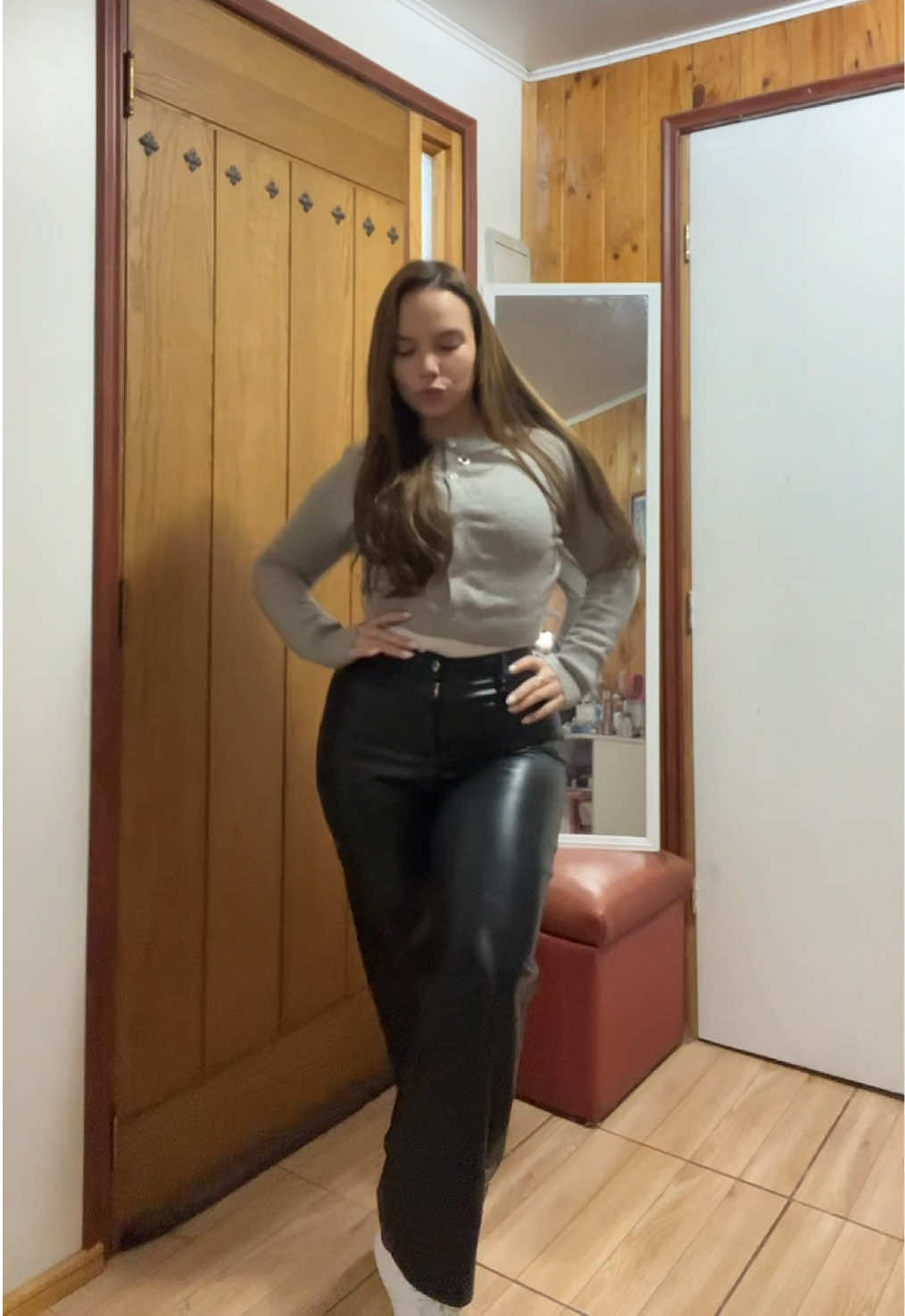 @cammivette