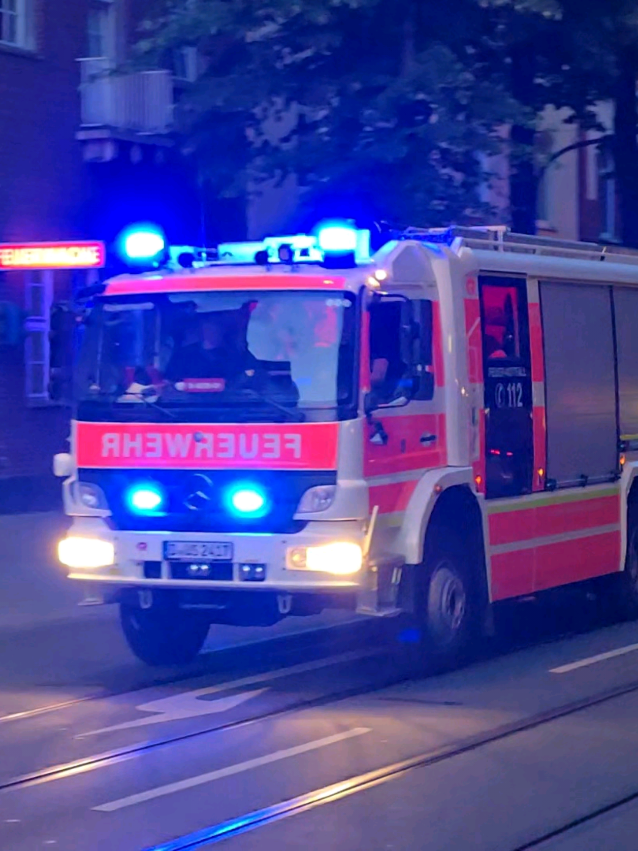 @EinsatzfahrtenfilmerDüsseldorf