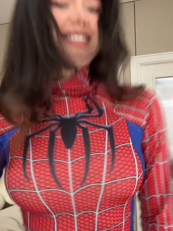 @Emiii