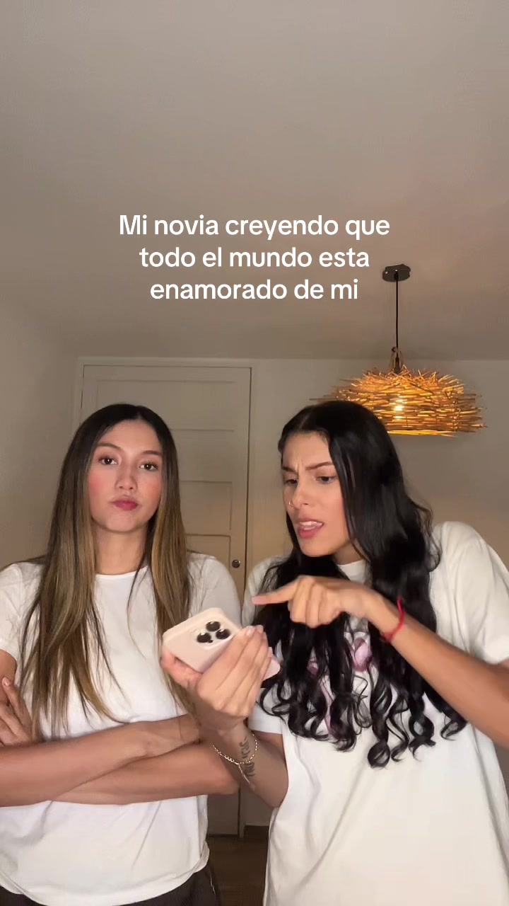@Adri y Miche 🌈🩵✨