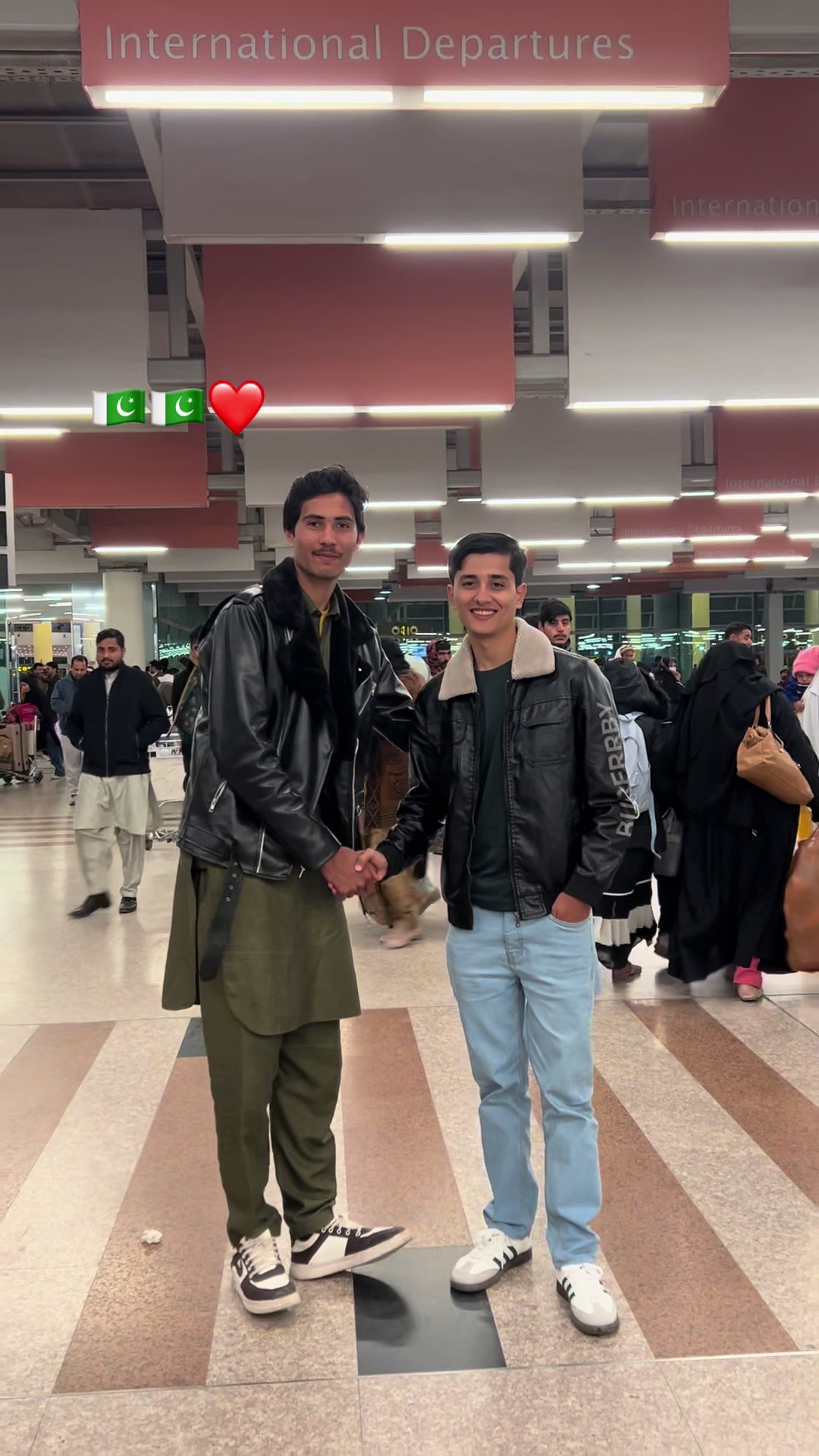 @Ahsan khan 🇦🇪