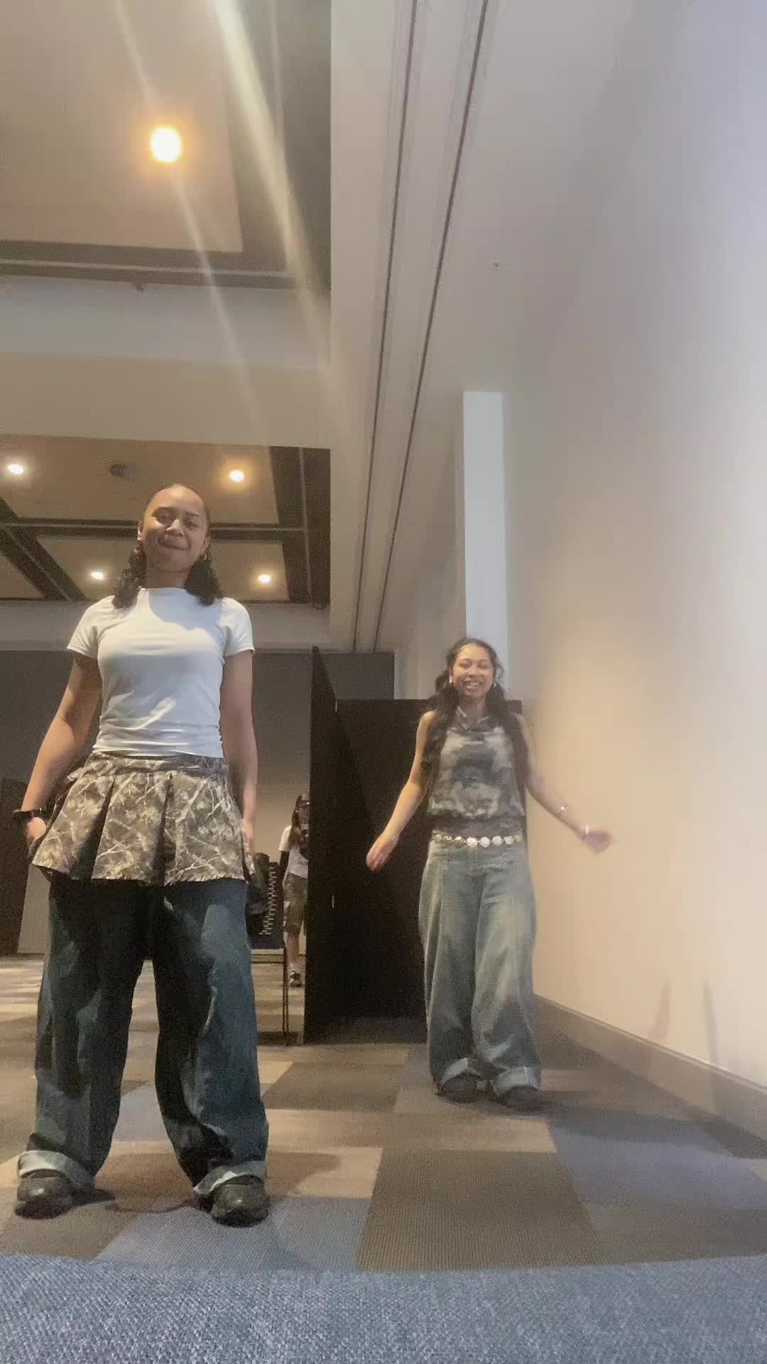 @mj