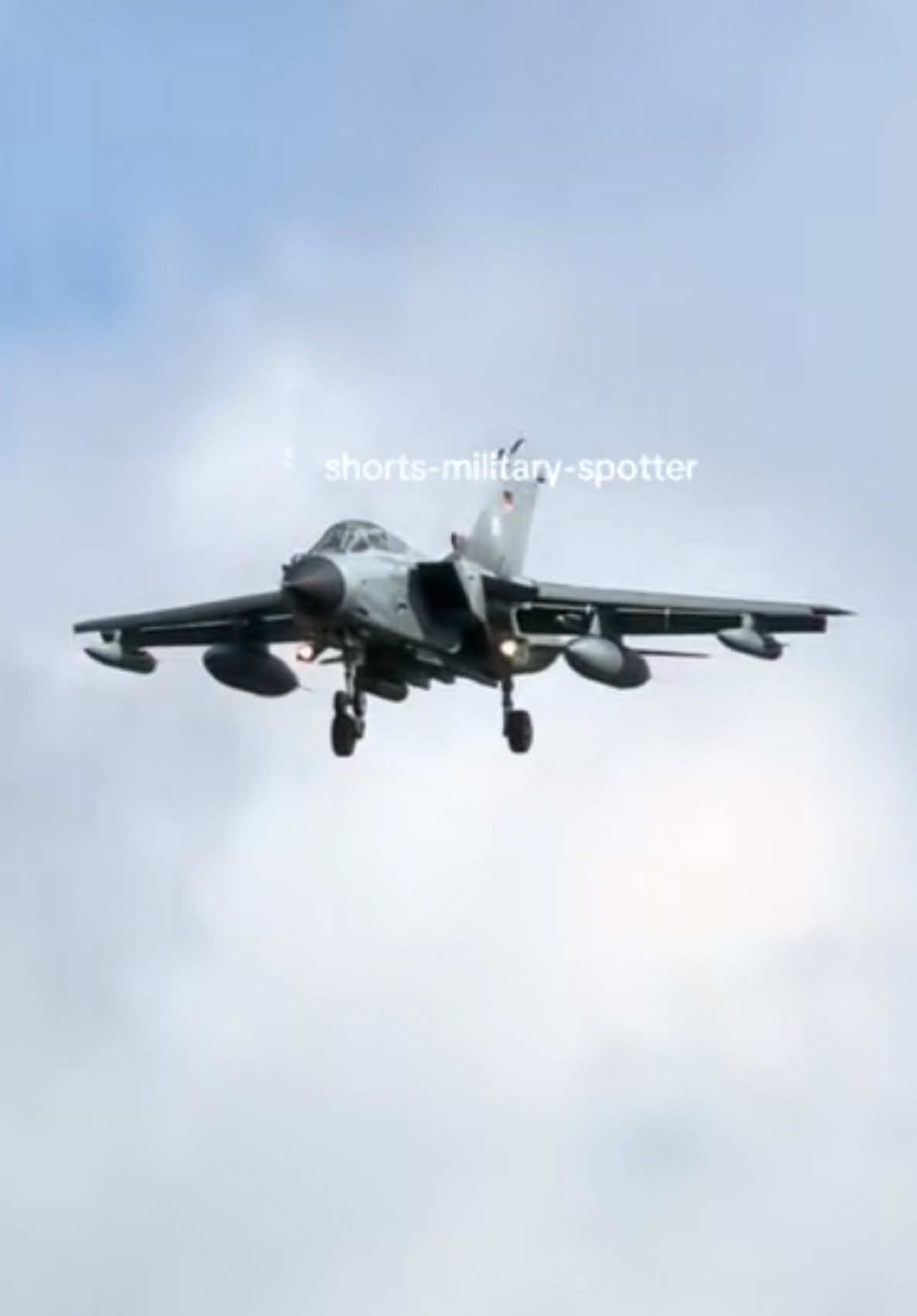 @shorts-military-spotter