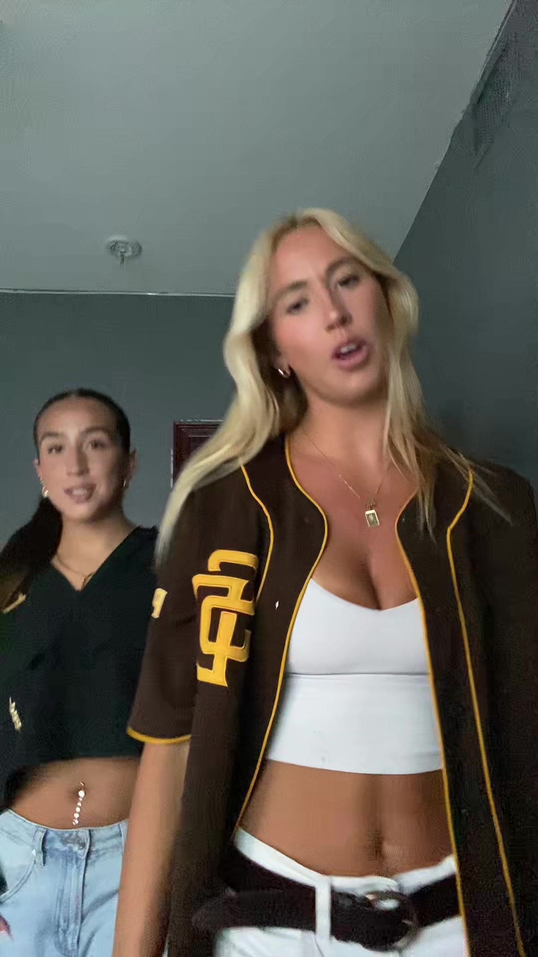 @laylamfolkers