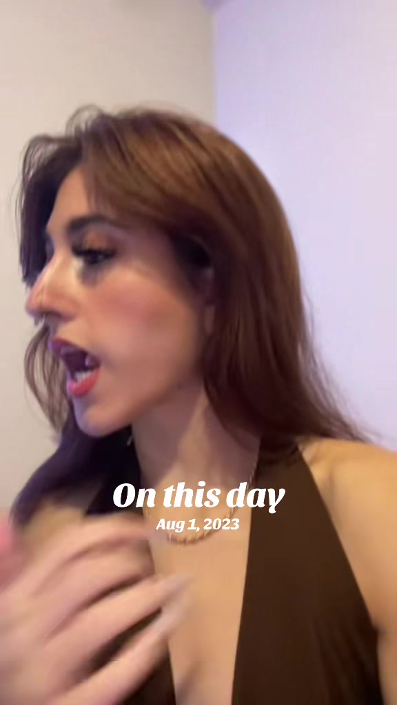 @Urmom<3