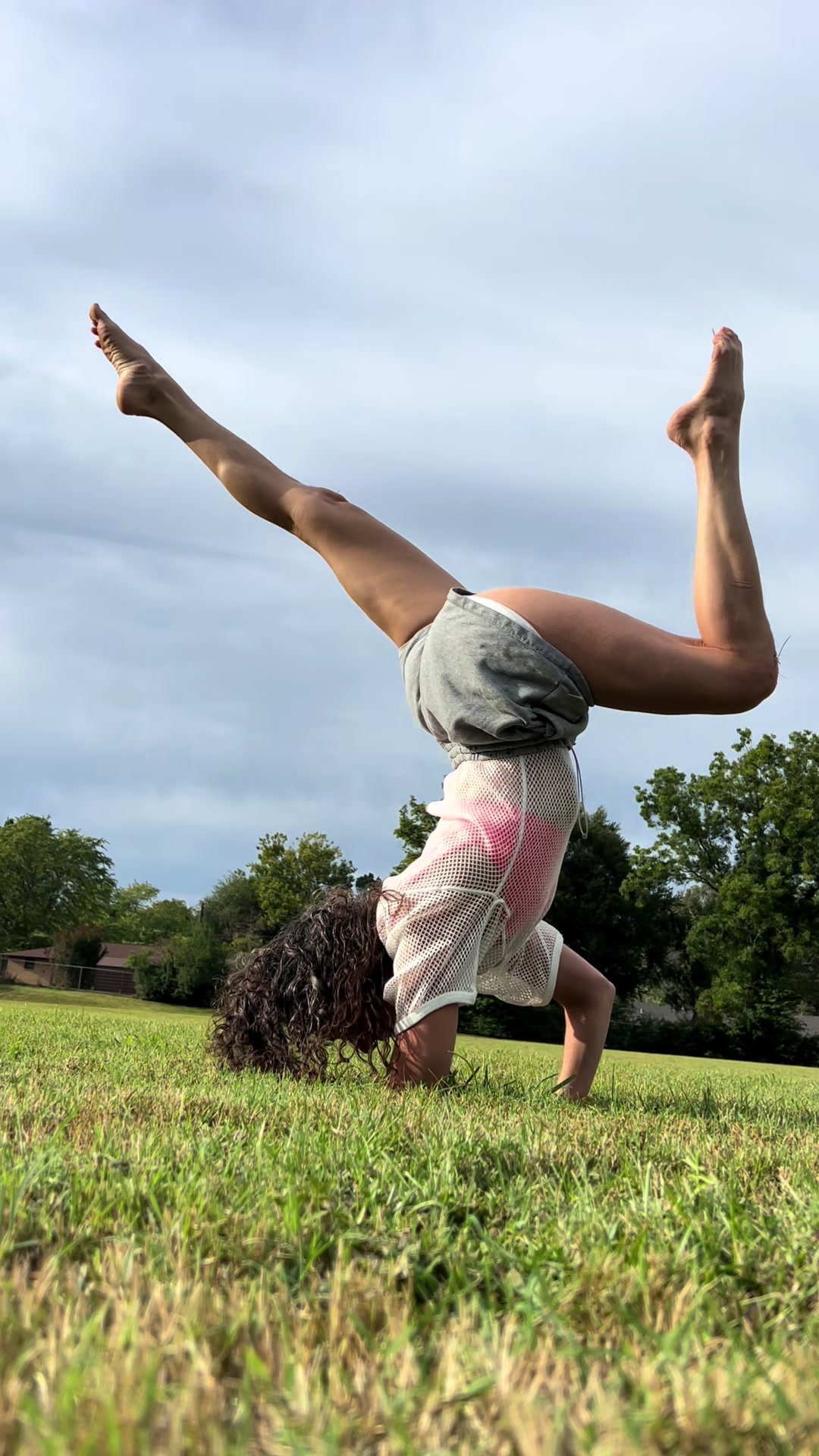 @Sarah Bublavy | Yoga + Fitness