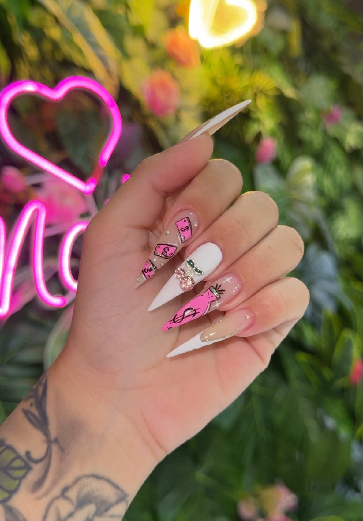 @Nath Machado Nails