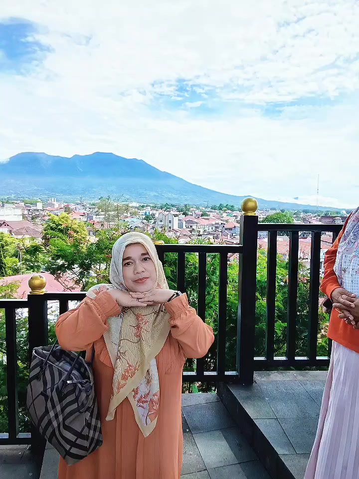 @Borujaitmomnada