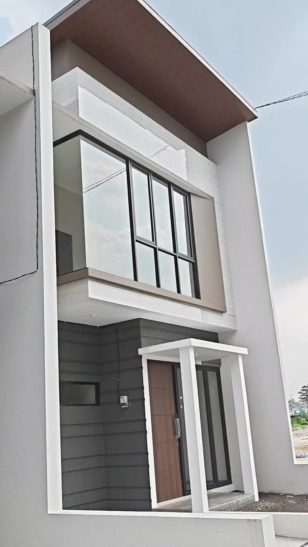 @LILY PROPERTY