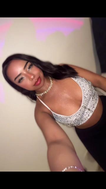 @Valentina👑