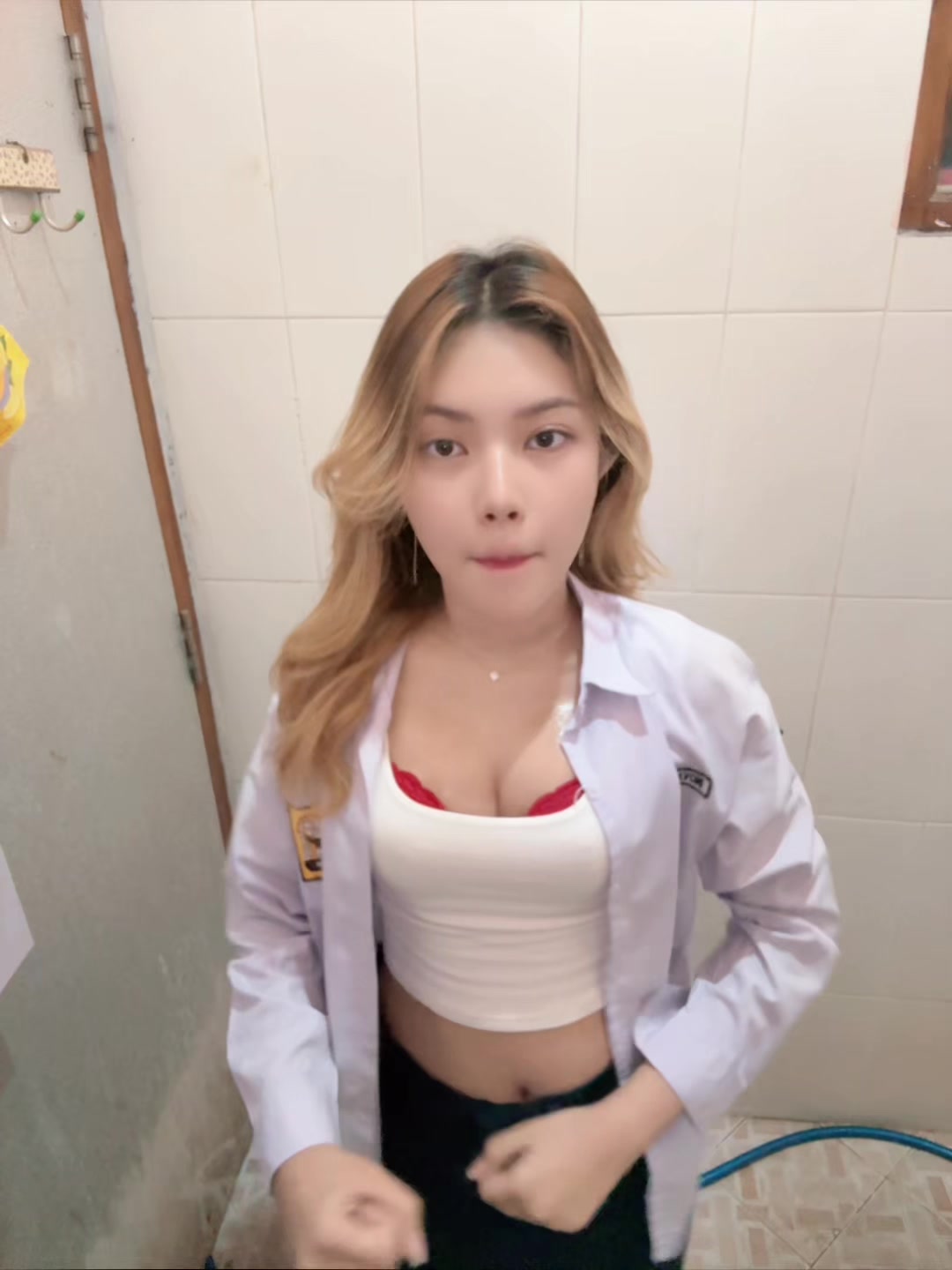 @user85437746199