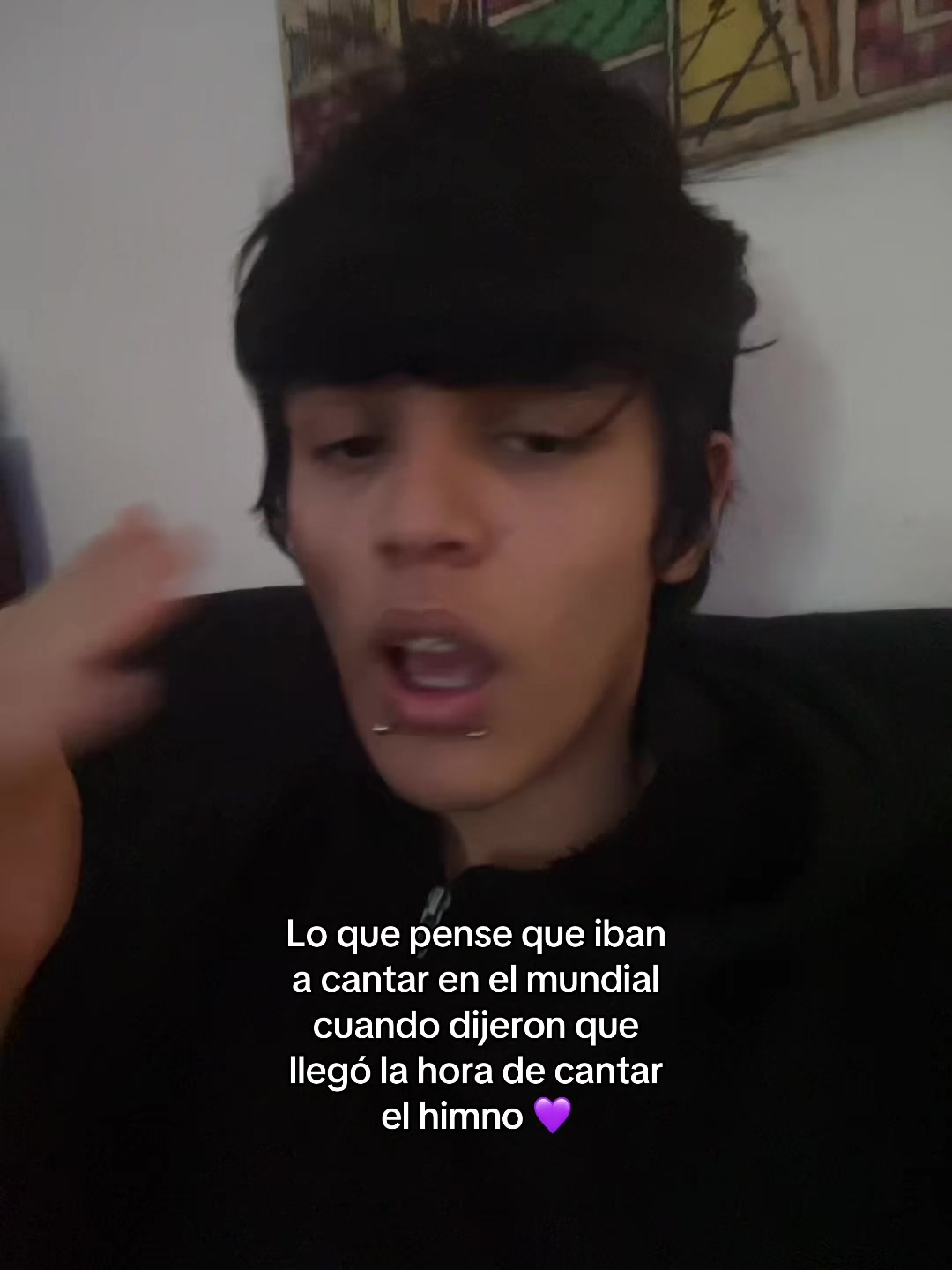 @メ