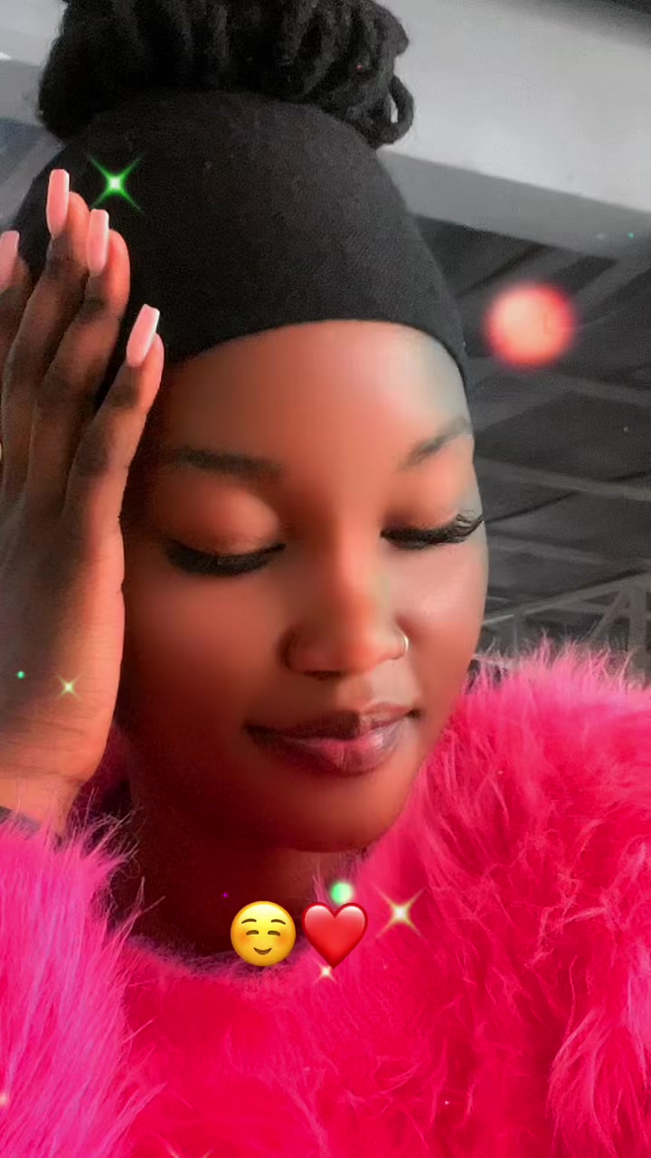 @Soniah_Empress👑
