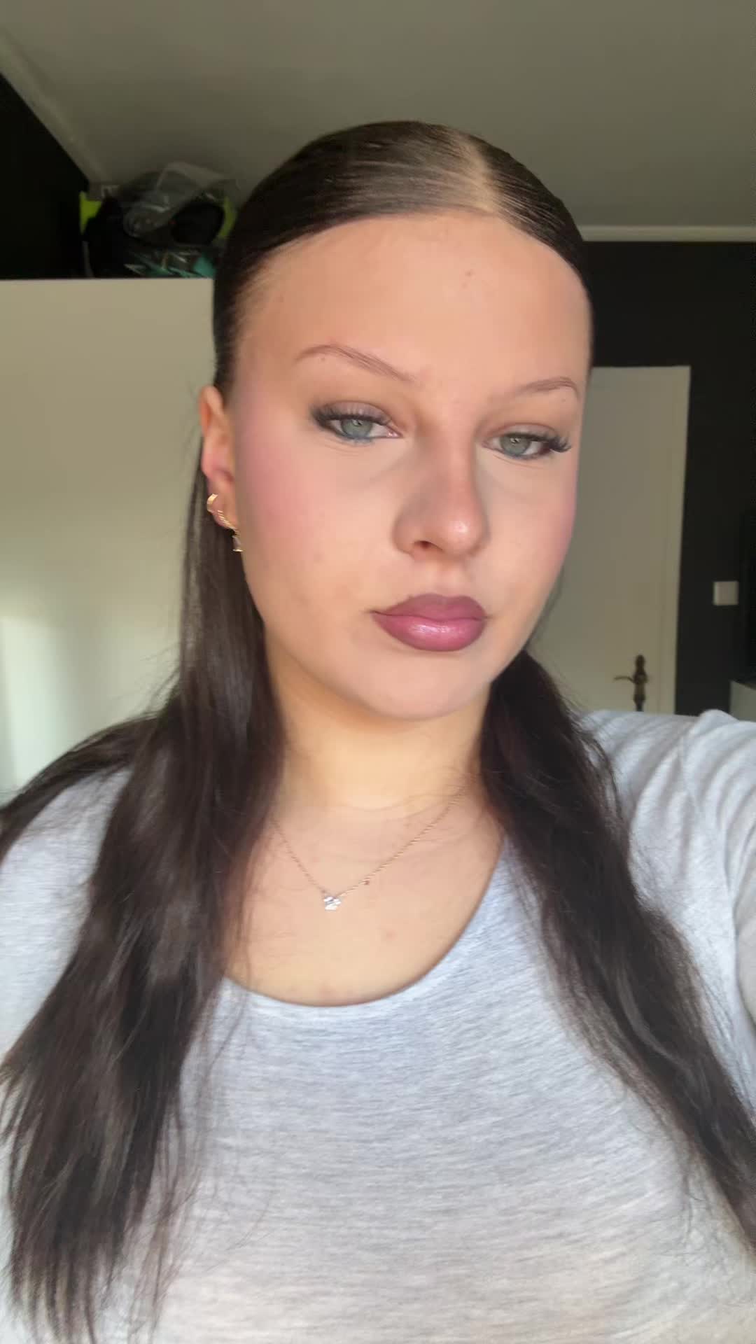 @💋