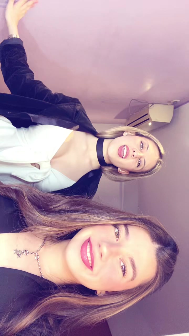 @DELFINA ⭐️⭐️