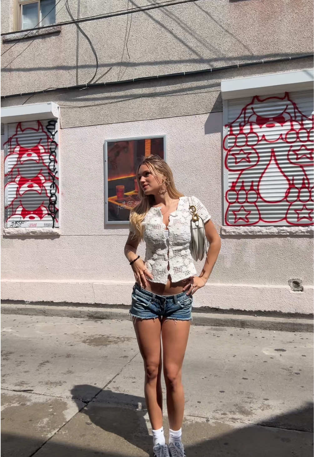 @Victoria