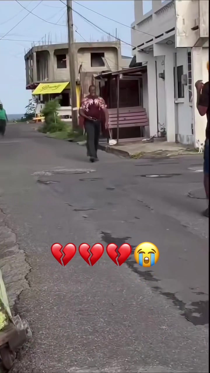 @BILLY’S_TRENDS