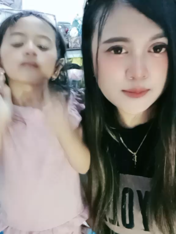 @ERIKA Bella🥀