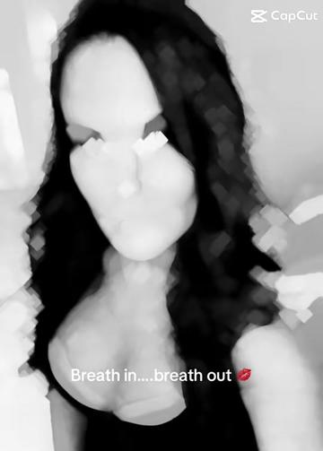 @Julie_AnnXO