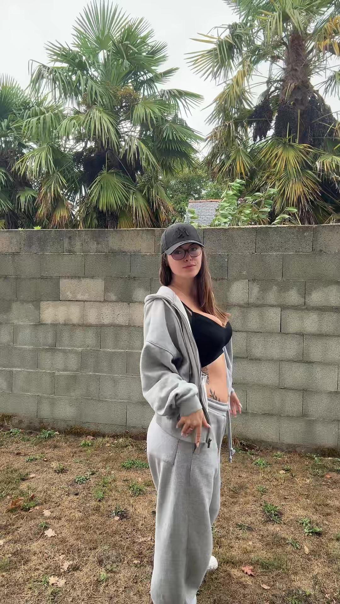 @L&eacute;a Blakee