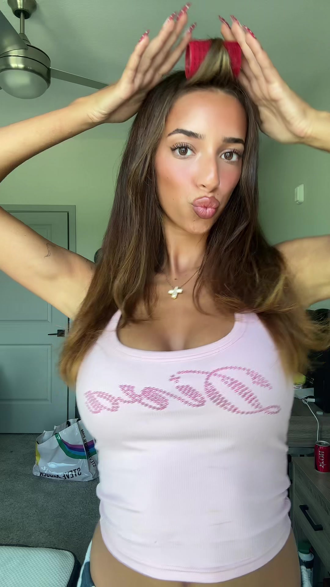 @Adriana