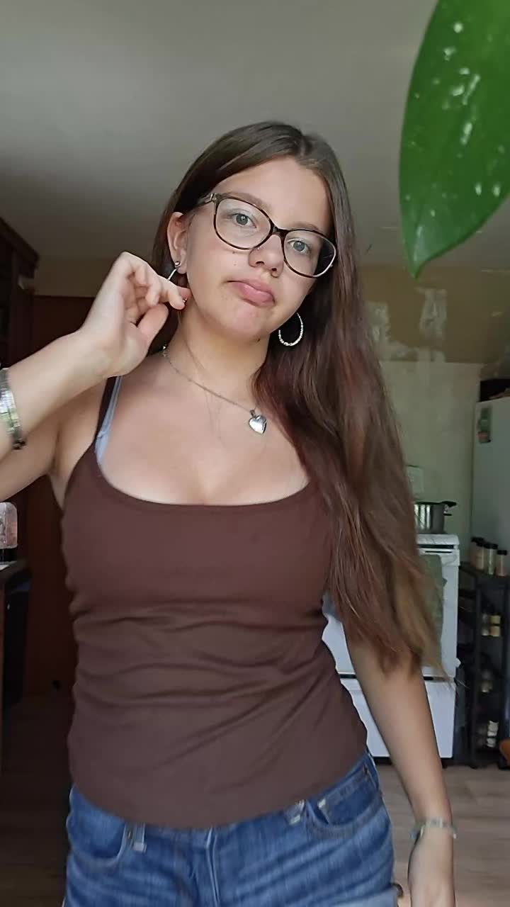@???