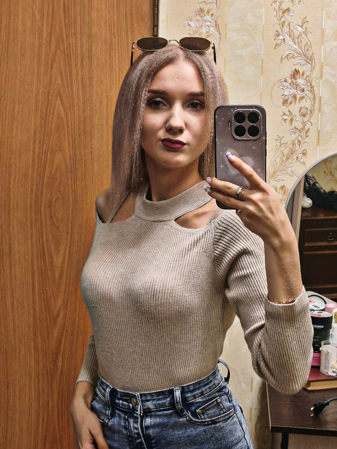 @Виктория
