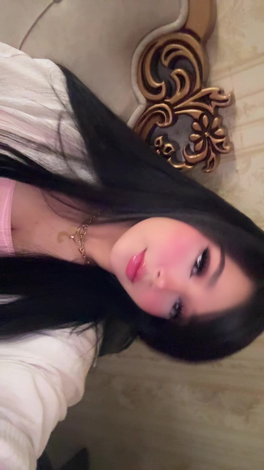 @Ailin🌙