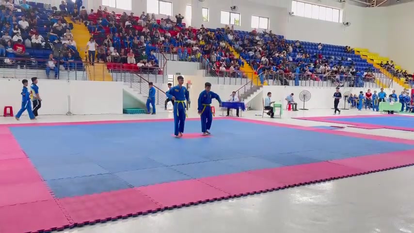 @Nờ am