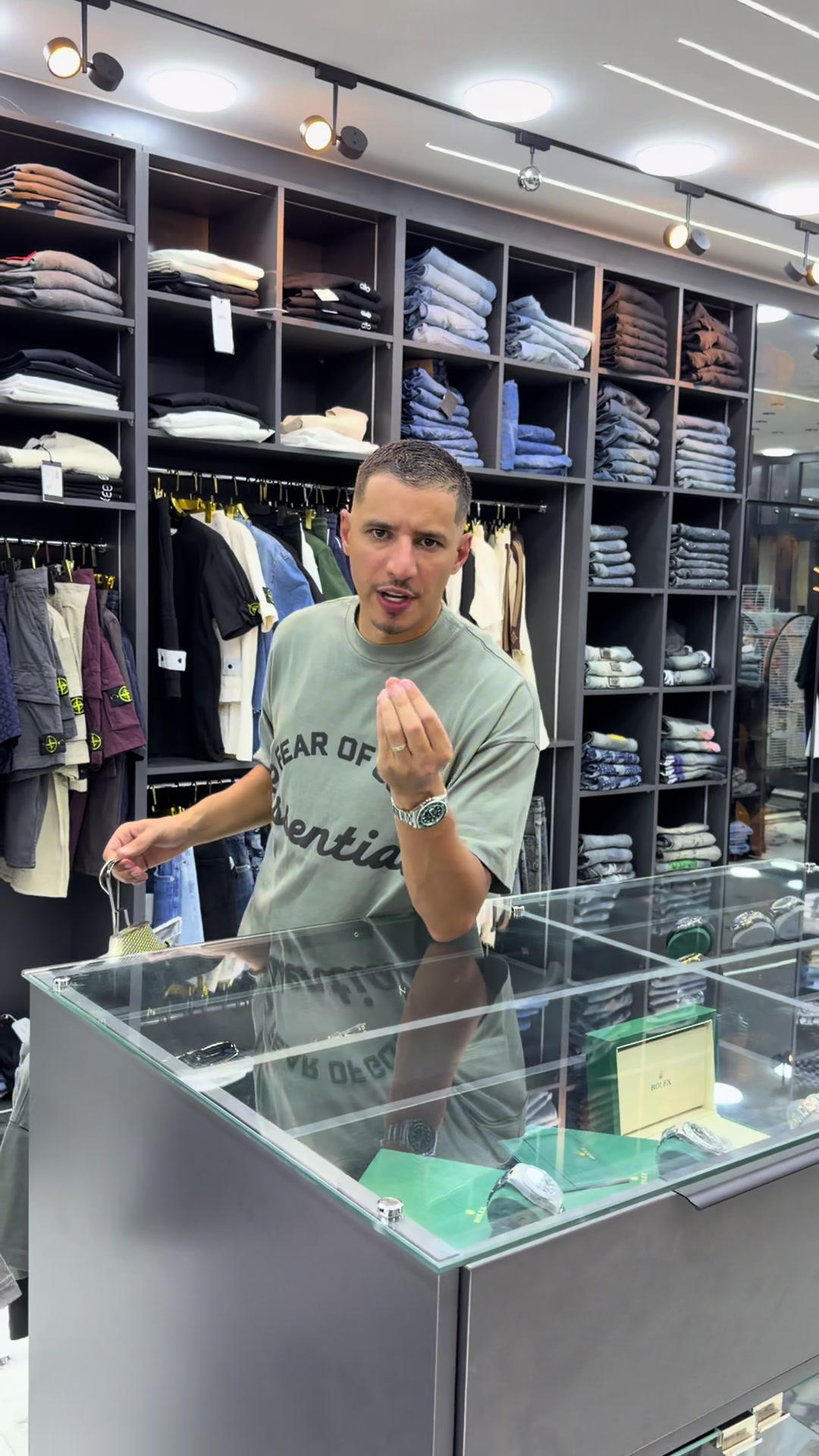 @Riad Shop