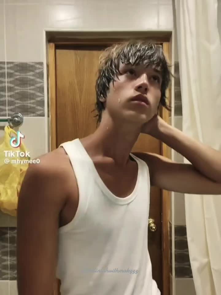 @🎥