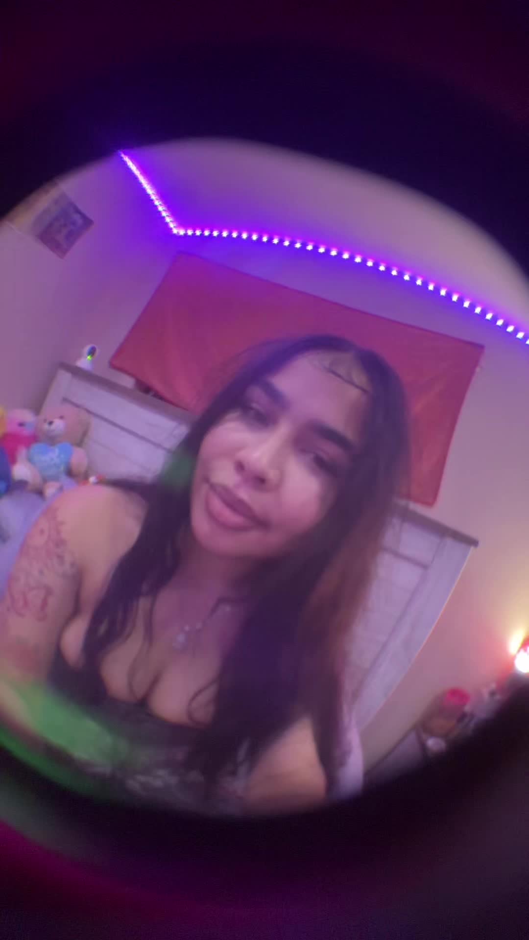 @weluvnyyy