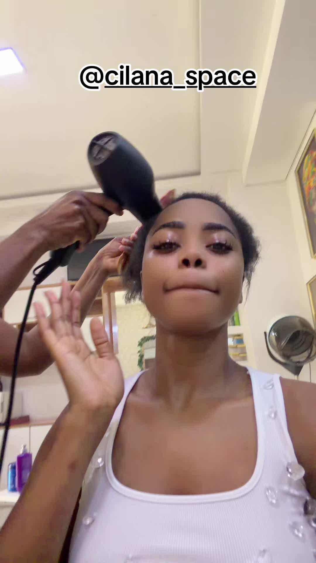 @Latifá