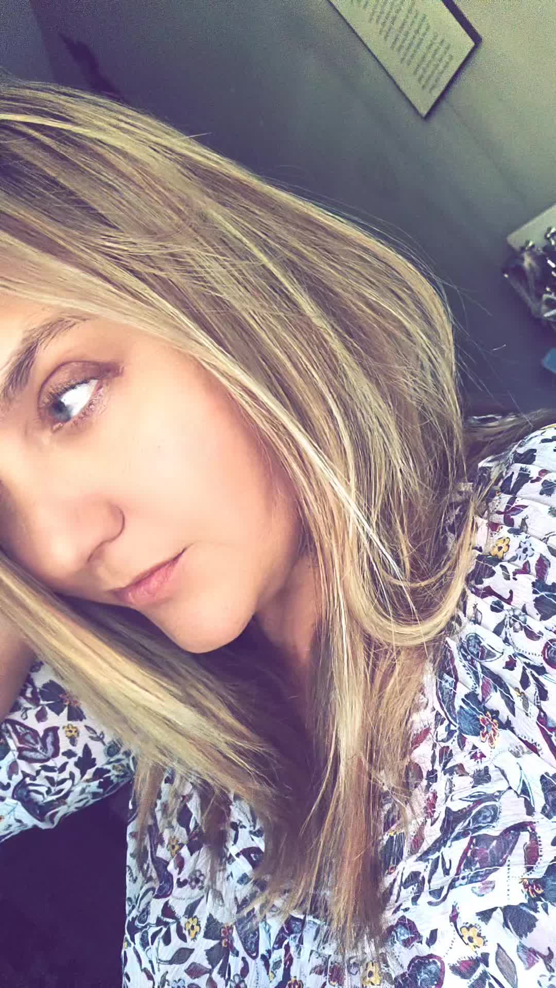 @AshleyChalet