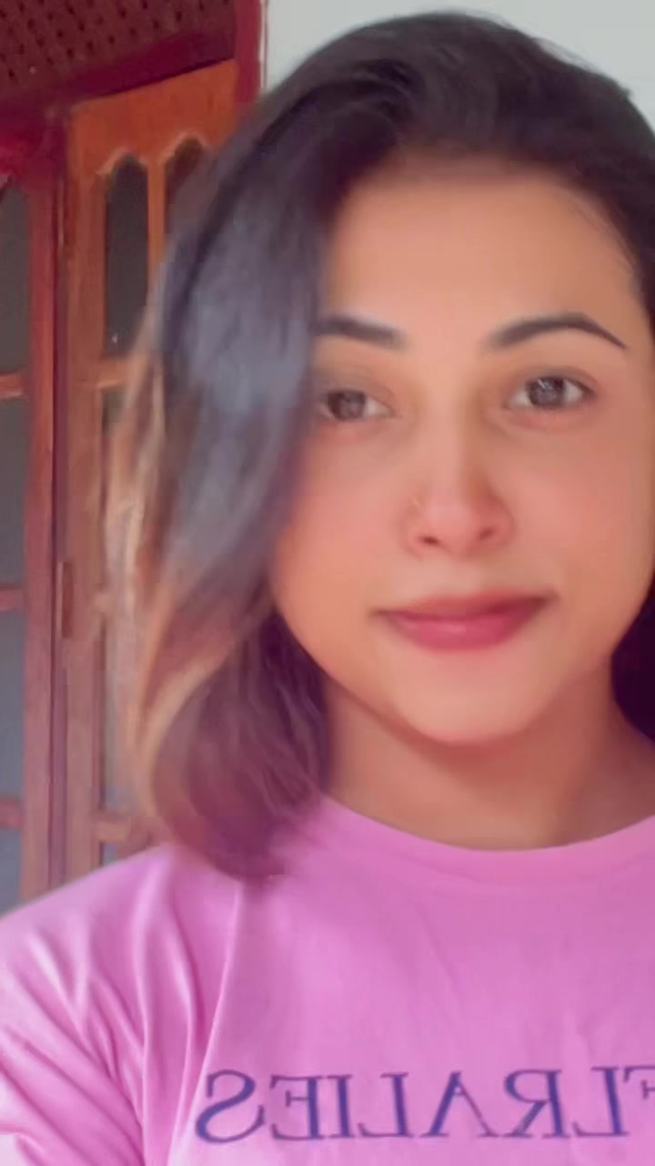 @Manee_🥹🤍
