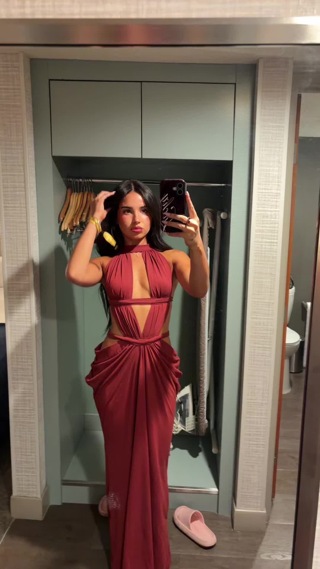 @findsbygabby