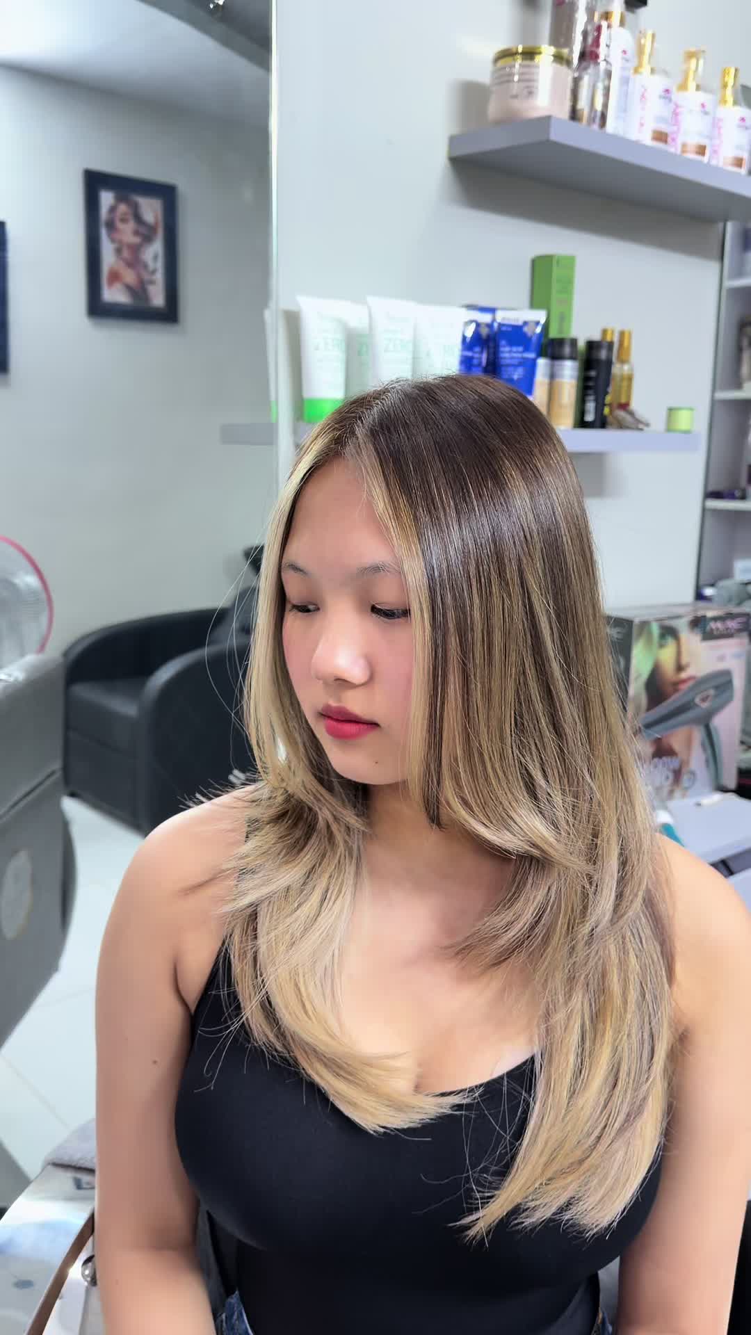 @Makeupbyniru beauty studio