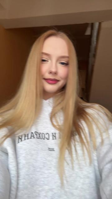 @Николь 🐰