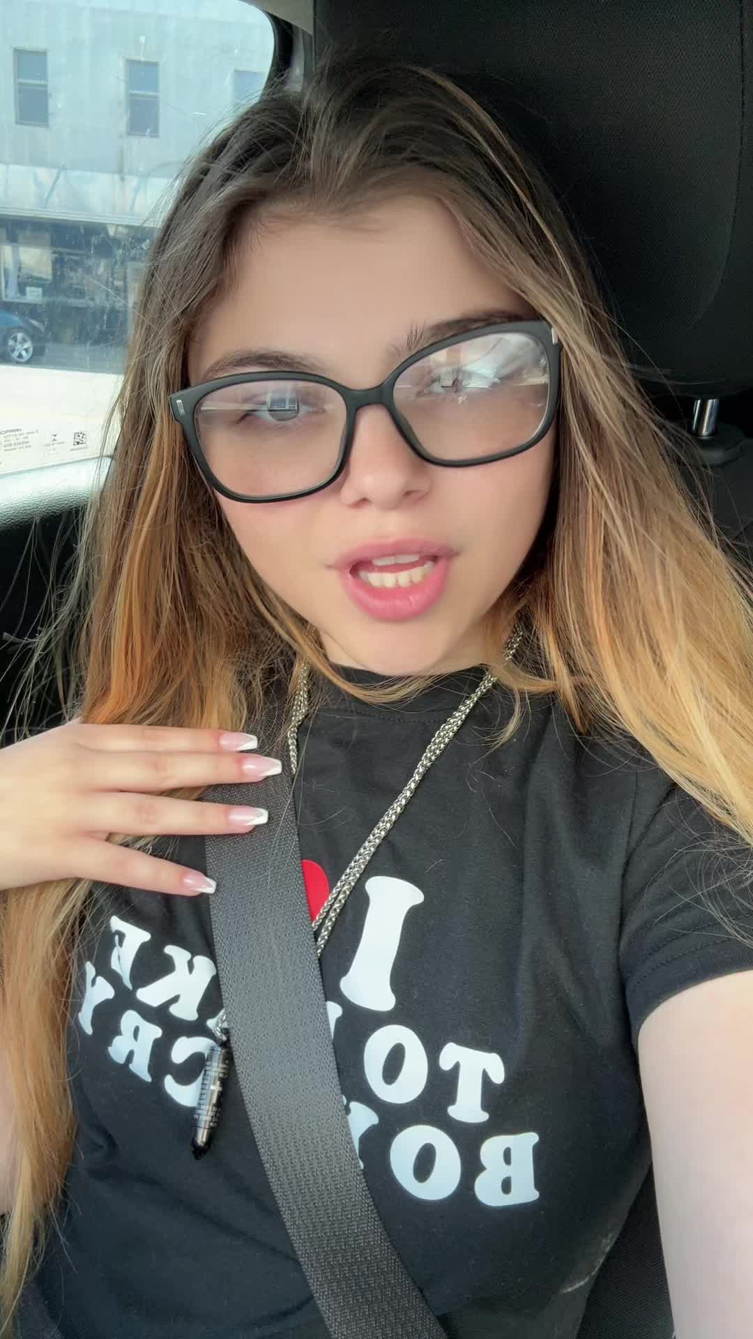@RheynnaGrace