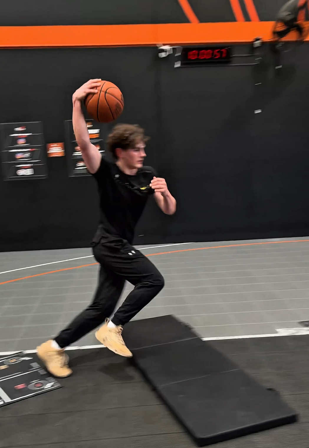 @Tom Bottrell