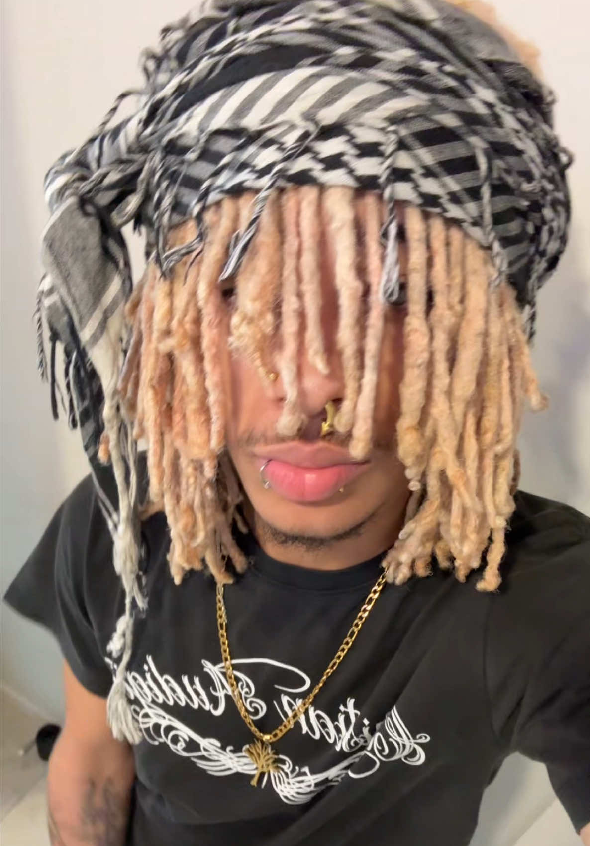 @𖣂♱AK𖣂♰