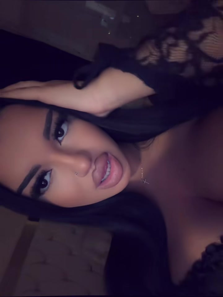 @𝒴𝒶𝓈𝓂𝒾𝓃𝒶 ℳ𝒶𝓇𝒾𝒶 🤍