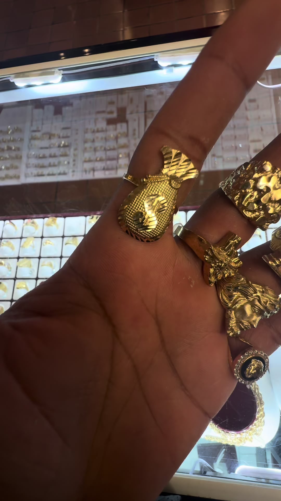 @AliJewelers