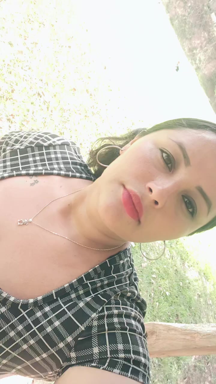 @flores 🦋🖤