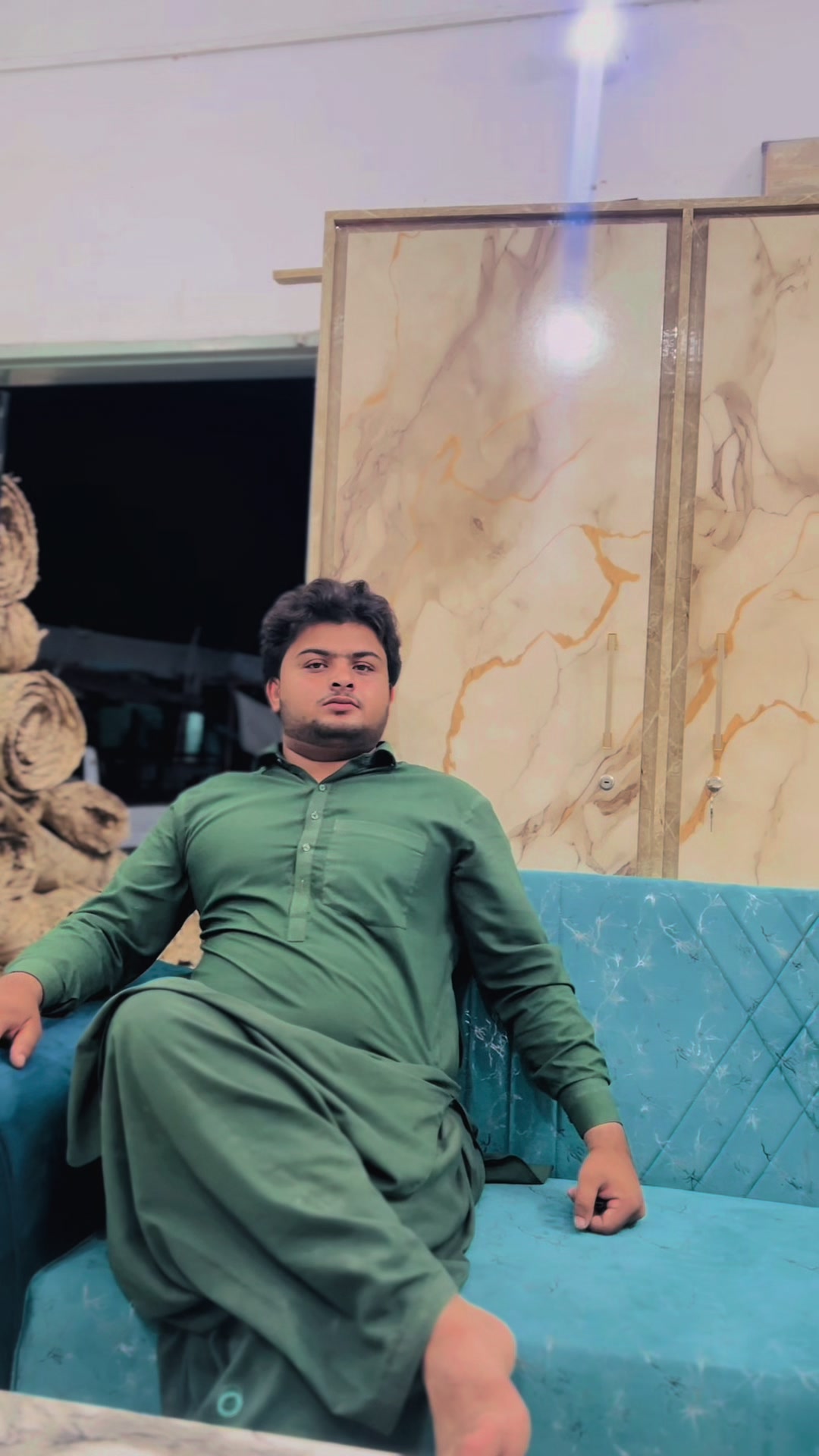 @comrade Sindhi 🚩🤨💫bananas