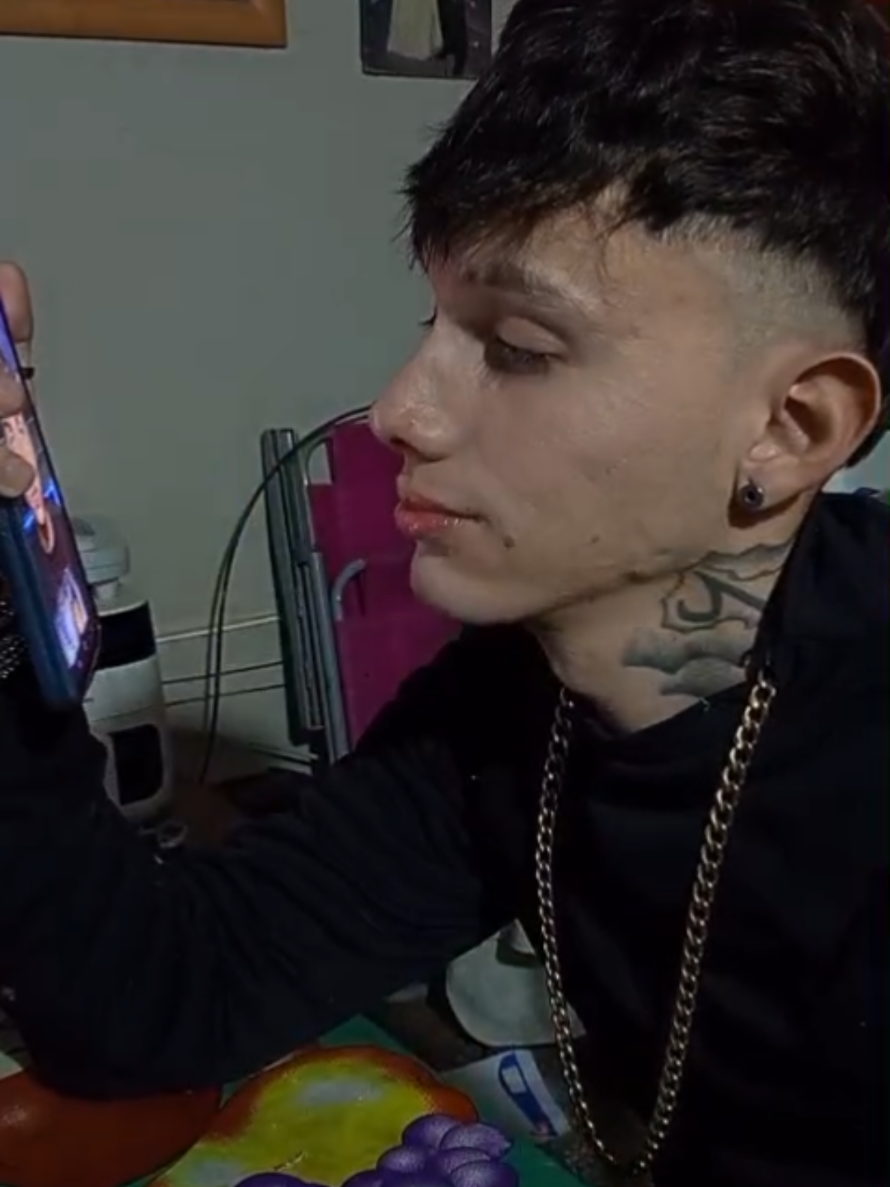 @ESELGABBY_